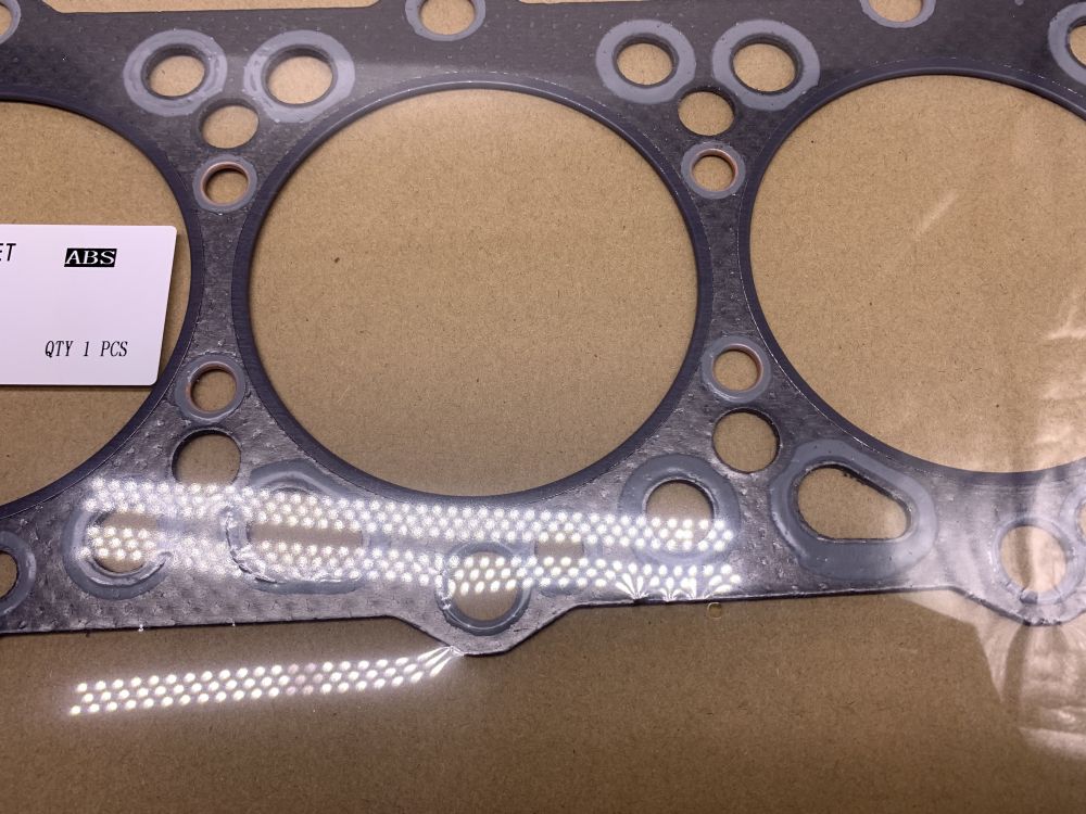 HEHUI 4m40 Engine Head Gasket  - Engine Cylinder Head review and price